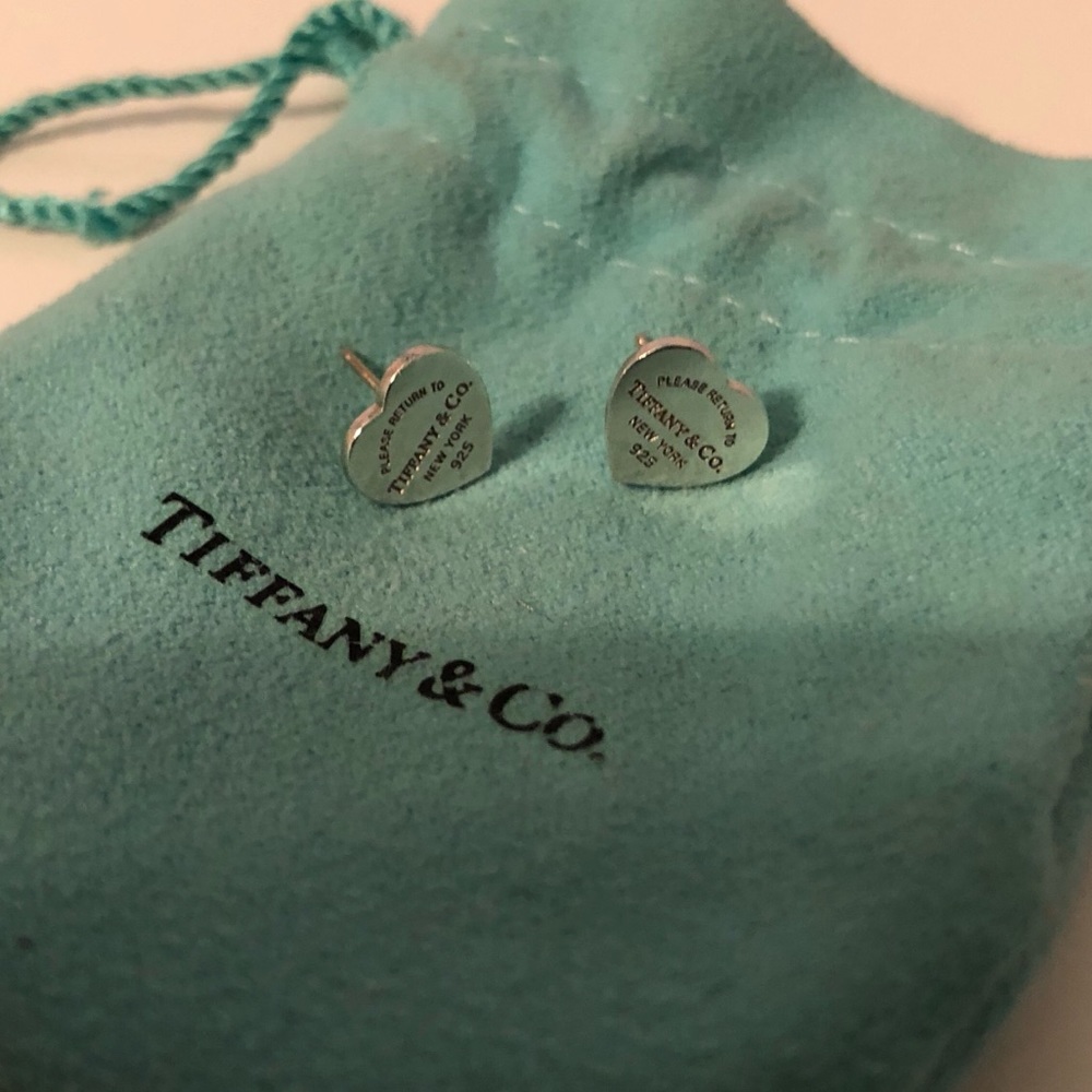Authentic TIFFANY & CO. MINI HEART EARRINGS
